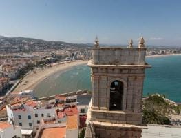 Vistas desde el Castillo de Peñíscola con la playa Norte al fondo