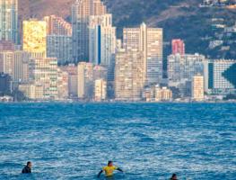 Surf en Benidorm, náutica Comunitat Valenciana