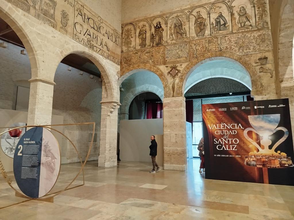 El Santo Cáliz llega al Almudín de València con una exposición única
