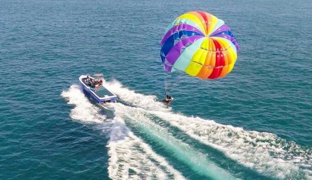 Experiencia en paracaídas por Carlos Water Sport Benidorm