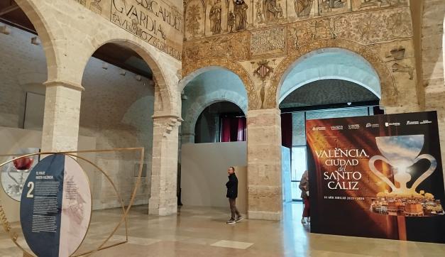 El Santo Cáliz llega al Almudín de València con una exposición única