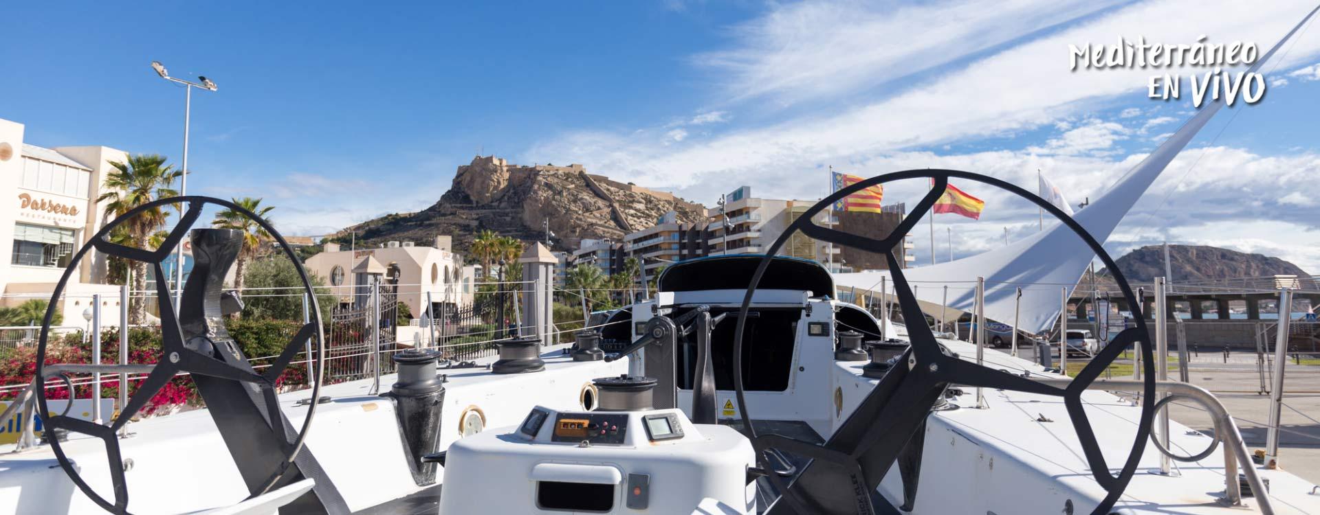 Imagen de cubierta de un barco de la Volvo Ocean Race